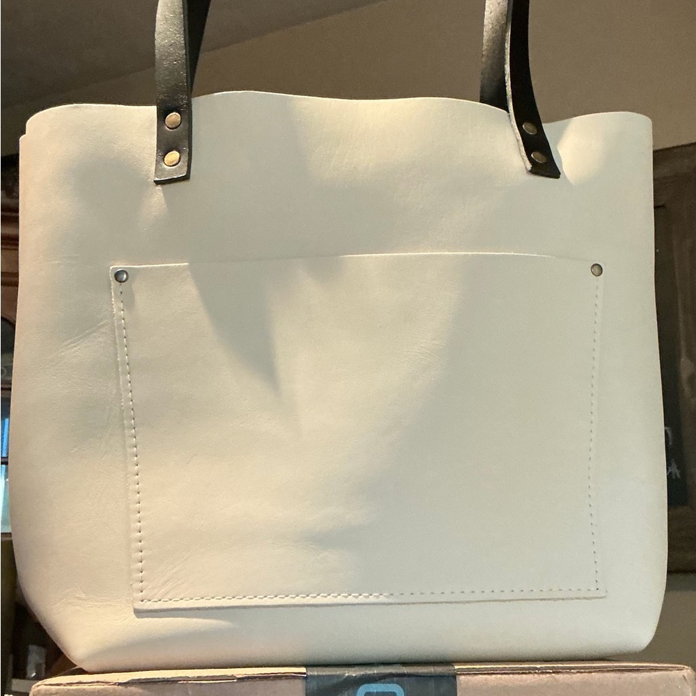 Portland Leather medium Bone tote with black handles